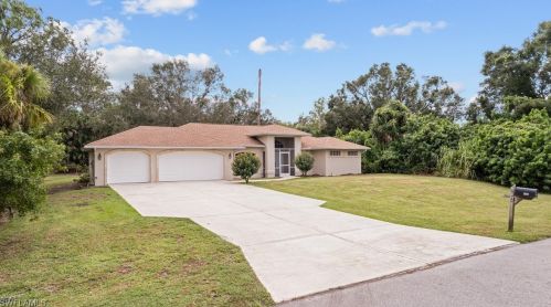 406 Mckinley Ave, Lehigh Acres, FL 33972-7684
