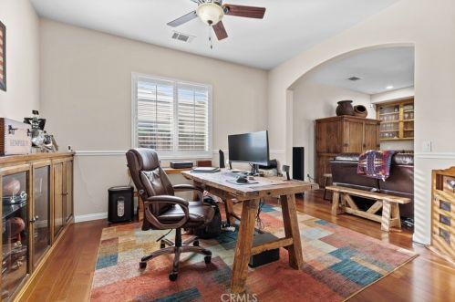 10504 Chesterfield Ct, Bakersfield CA 93311-3722 exterior