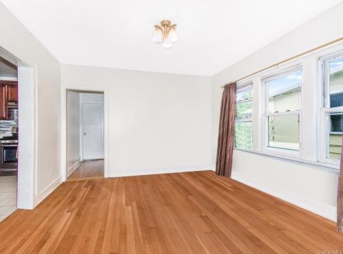 407 Columbus Ave, Mount Vernon NY  10553-1918 exterior