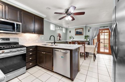 44674 Arbor Ln, Temecula CA  92592-5859 exterior