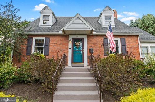 3514 Schoolhouse Ln, Harrisburg, PA 17109-4729