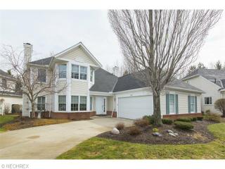 2833 Wyndgate Ct, Cleveland, OH 44145-2980