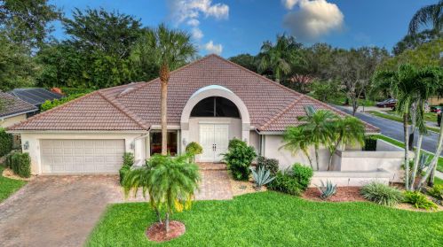 20513 Sausalito Dr, Boca Raton, FL 33498-6704