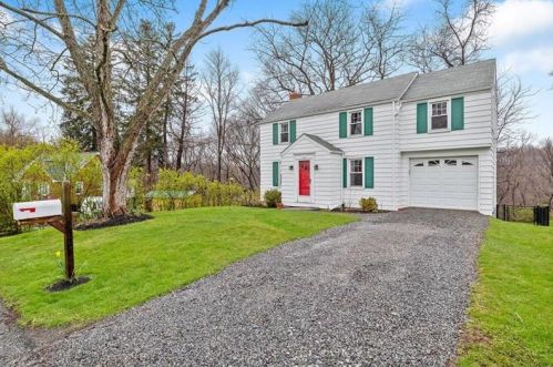 232 Delaware Dr, Glenshaw, PA 15116-1716