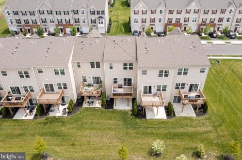 119 Nathan Dr, Riverton NJ  08077 exterior