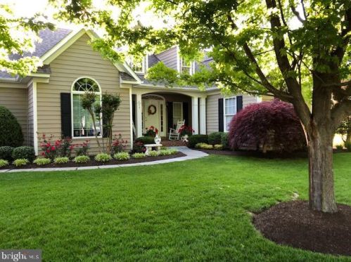 609 Maple Ave, Purcellville, VA 20132-3336