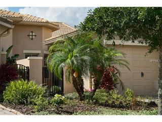 2453 Palm Tree Dr, Kissimmee, FL 34759-4081