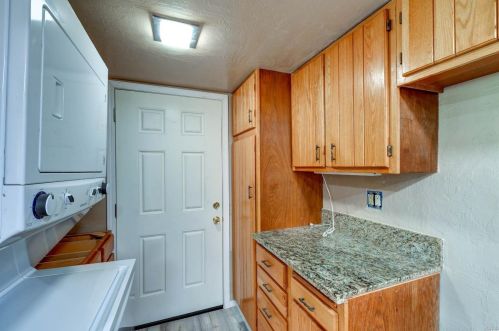 145 Rainier Cir, Vacaville CA  95687-3309 exterior