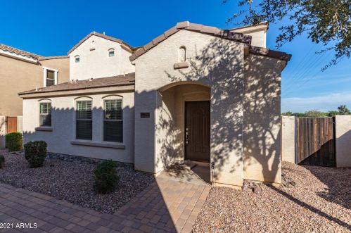 2869 Bart St, Gilbert, AZ 85295-9065