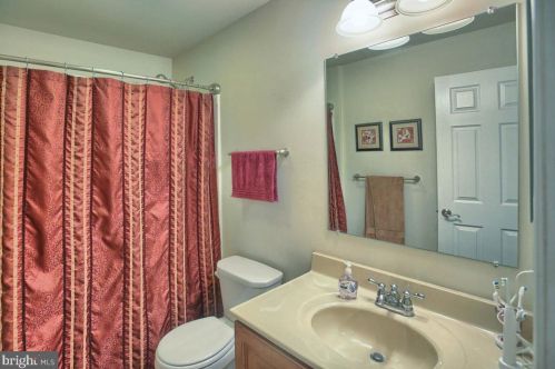 152 Ashford Way, Camp Hill PA  17011-3919 exterior