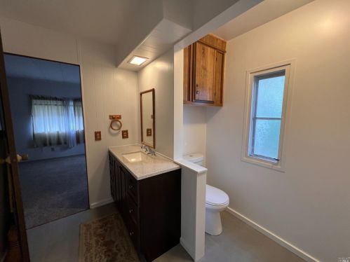 704 Sequoia St, Windsor CA  95492-9328 exterior