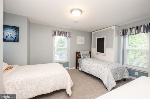 672 Manatawny St, Pottstown PA  19464-9407 exterior