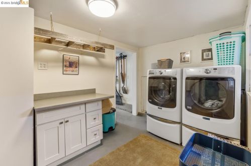 4434 Albert St, Oakland CA 94619-2721 exterior