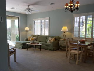 1829 Morse Dr, Phoenix AZ  85086-2983 exterior