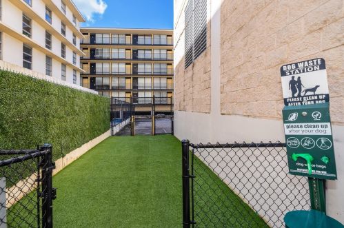 150 Robinson St, Orlando FL 32801-1618 exterior