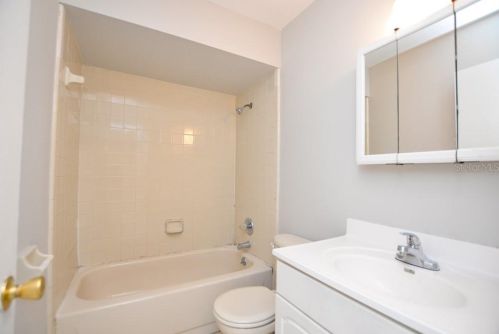 1244 Rich Moor Cir, Orlando FL  32807-6262 exterior