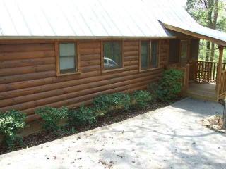 249 Cherokee Path Way, Pigeon Forge, TN 37876-1642