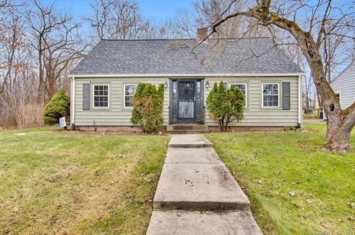 105 Barbour Rd, New Britain, CT 06053-1803
