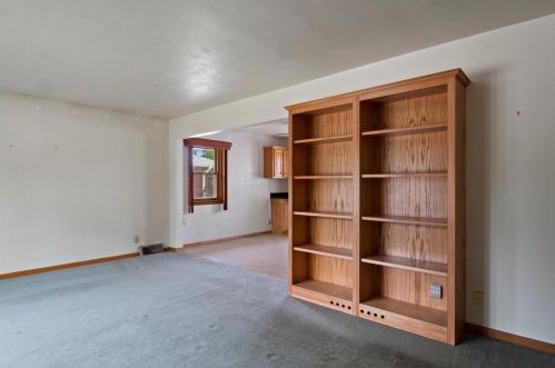 2541 80 Pl, Kenosha WI 53142-4533 exterior