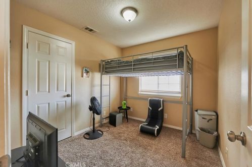 12321 Georgia Ct, Victorville CA  92392-7470 exterior
