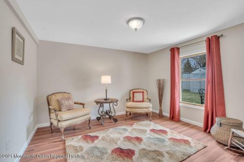 6 Wyoming Dr, Jackson Twp NJ  08527-1543 exterior