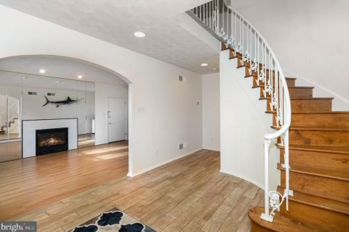 11 Thrush Dr, Carlisle PA  17015-7653 exterior