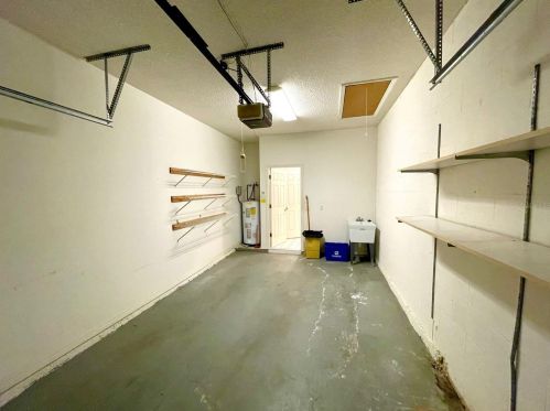 3516 Tealwood Cir, Palm Harbor FL  34685-3145 exterior