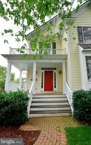 153 Amalfi Ct, Purcellville VA  20132-5816 exterior