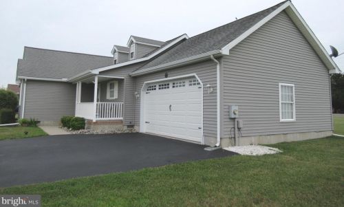 20 Doe Ct, Harrington, DE 19952-1715