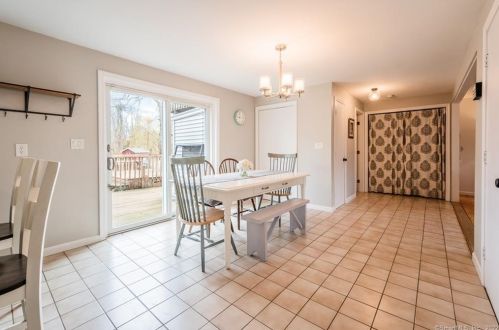 2 Katherine Rd, Lyme CT  06371-1620 exterior