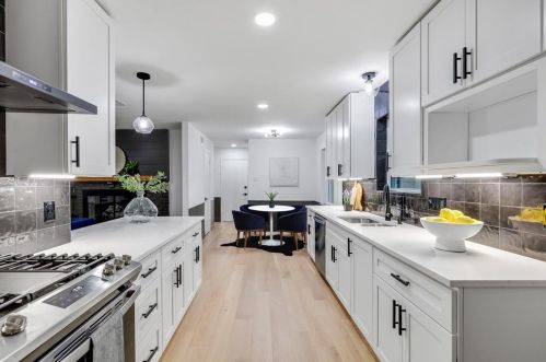 3156 Citation Dr, Dallas TX  75229-5839 exterior