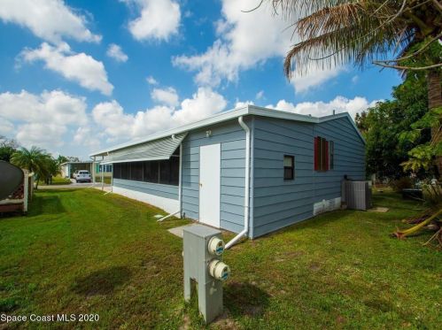 638 Wedelia Dr, Sebastian FL  32976-7120 exterior