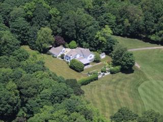 145 Seir Hill Rd, Norwalk, CT 06850-1333