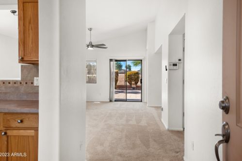 30556 Sun Ray Dr, San Tan Valley AZ  85140 exterior