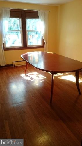 32 Farragut Pl, Washington, DC 20011-3308