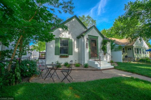 2667 Meridian Dr, Minneapolis, MN 55422-3724
