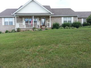 1234 Wheatmoor Dr, Maryville, TN 37804-6127