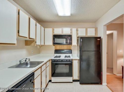 604 Sequoia Ct, Jackson Twp, NJ 08527-4003