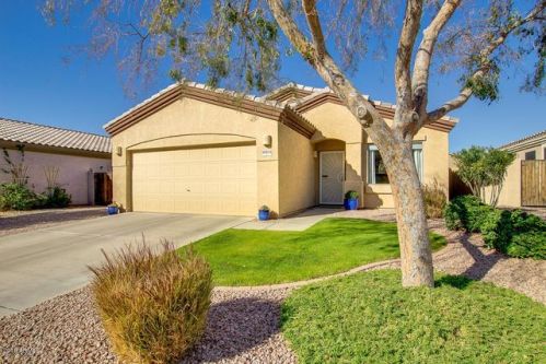 10522 Flower Ave, Mesa, AZ 85208-7108