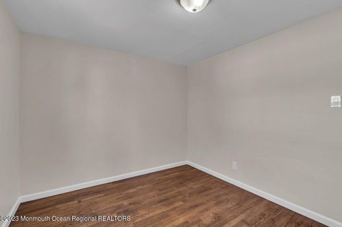 115 Springdale Ave, Tinton Falls NJ  07724-2628 exterior