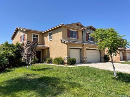 9417 Turnbridge Ln, Riverside, CA 92508-9310