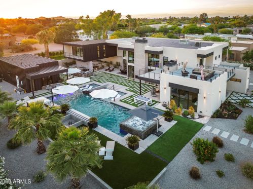 10019 57th St, Scottsdale AZ  85253-1137 exterior