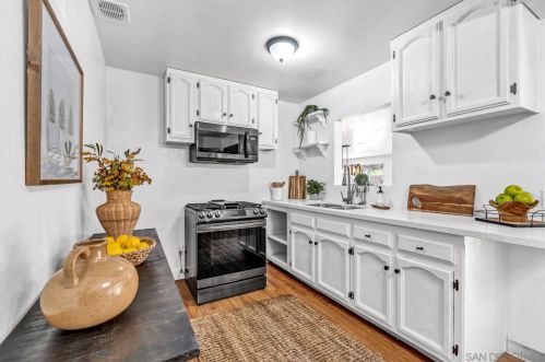 924 Bucky Ln, National City CA  91950-1406 exterior