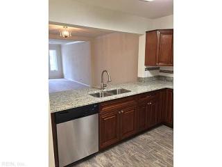 112 Harbor Watch Dr, Chesapeake, VA 23320-3925