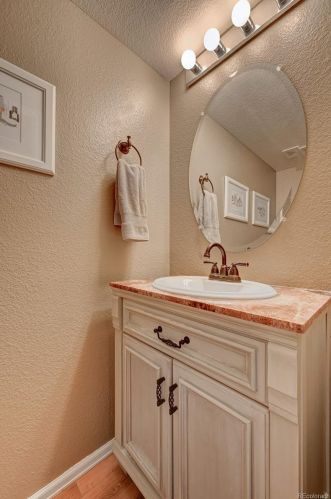 6089 Yakima St, Denver CO 80015-6655 exterior