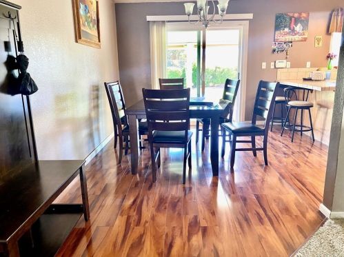5712 Valerie Way, San Bernardino, CA 92407-2578