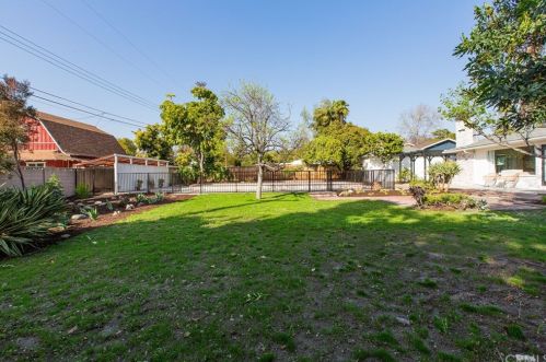 8335 Catalina Ave, Whittier CA  90602-2807 exterior