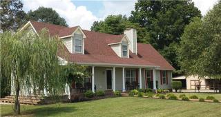 2778 Woods Rd, Springfield, TN 37172-5640