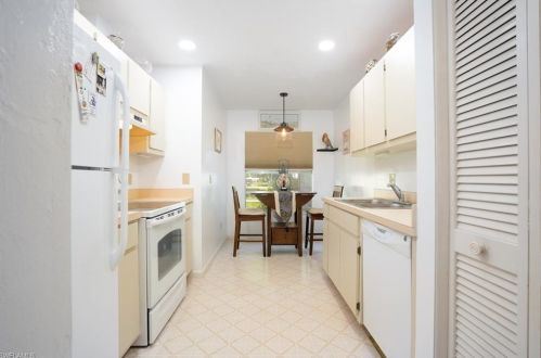 10599 Roxbury Ct, Lehigh Acres FL  33936-7260 exterior