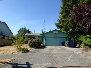 6113 24th St, Tacoma, WA 98406-2506